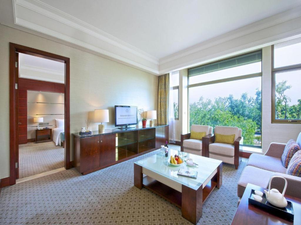 Suzhou Jinji Lake Grand Hotel Exterior foto